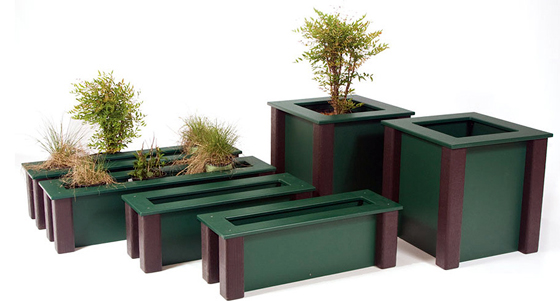 PLANTER 3' X 1' X 1'